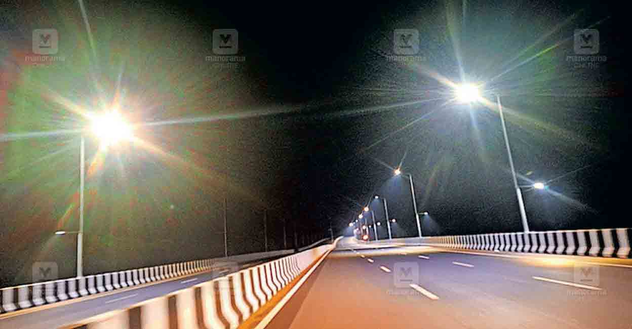 national-highway-66-streetlights-ponnani-1.jpg