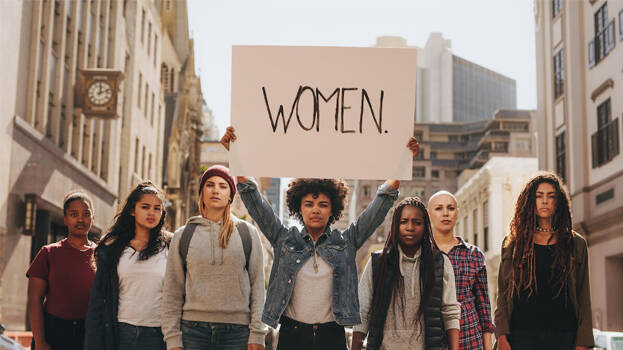 women.1.3173998.jpg
