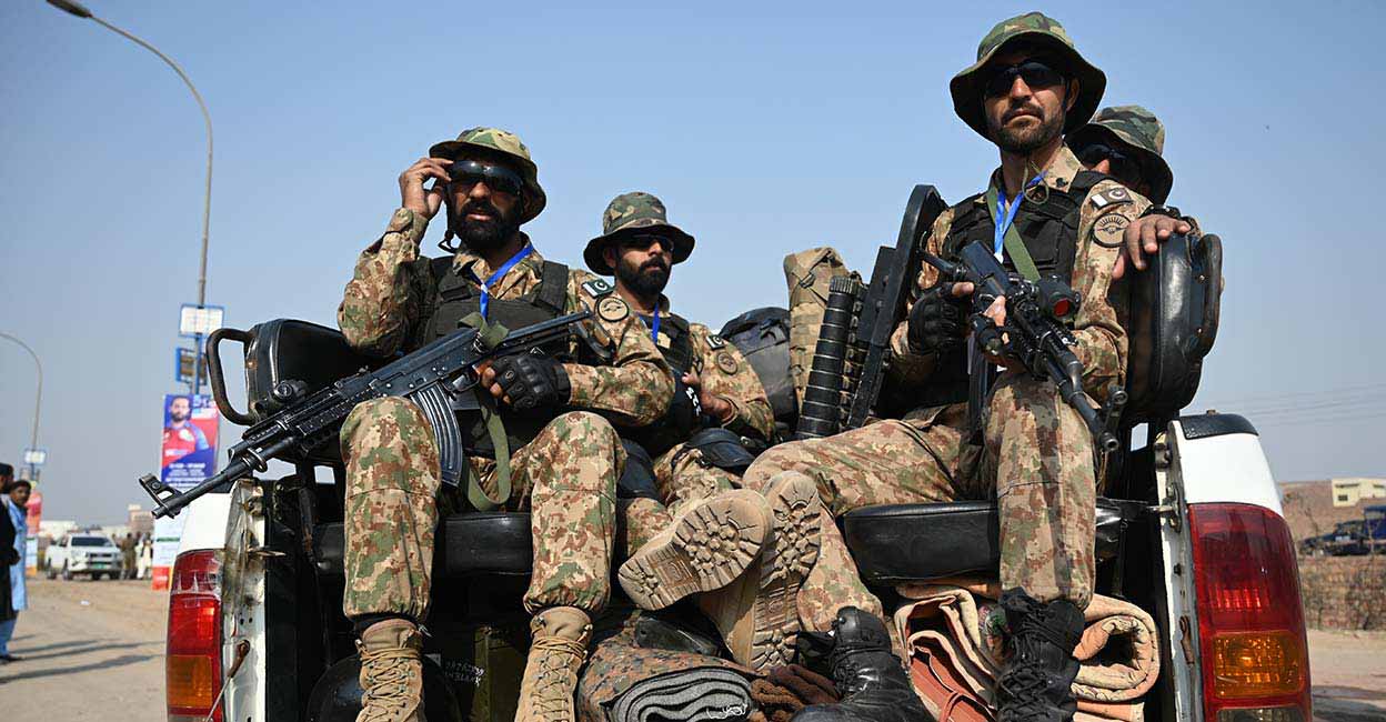 Pak-Army-Three.jpg