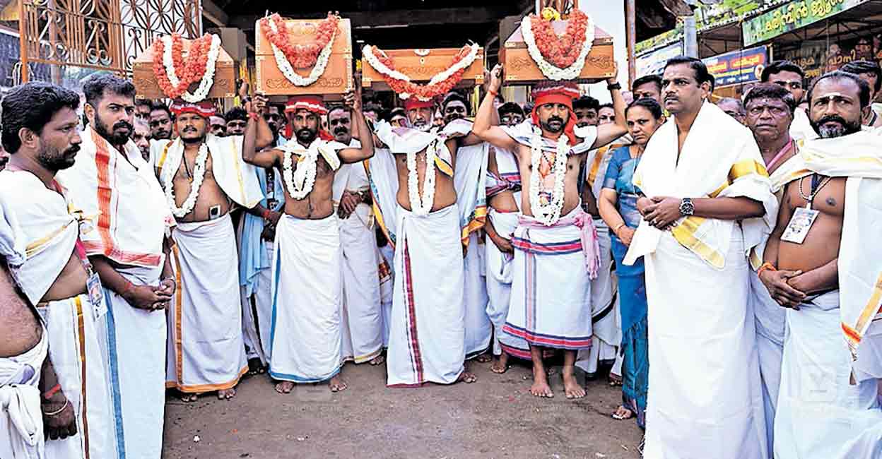 alappuzha-chettikulangara-festival.jpg