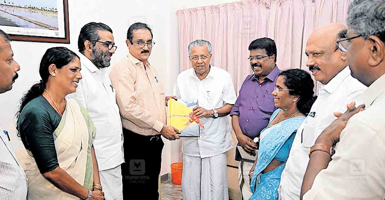 alappuzha-collector-alex-varghese.jpg