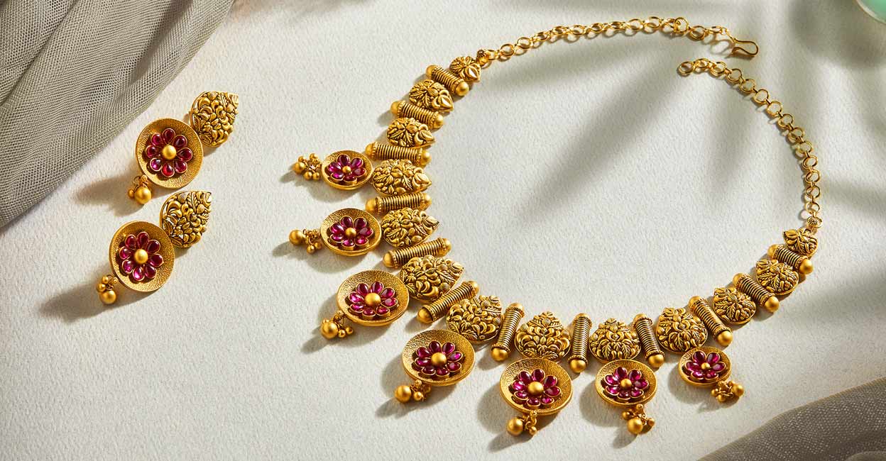 alukkas-jewellery-ornaments-hallmark-sponsored-content.jpg