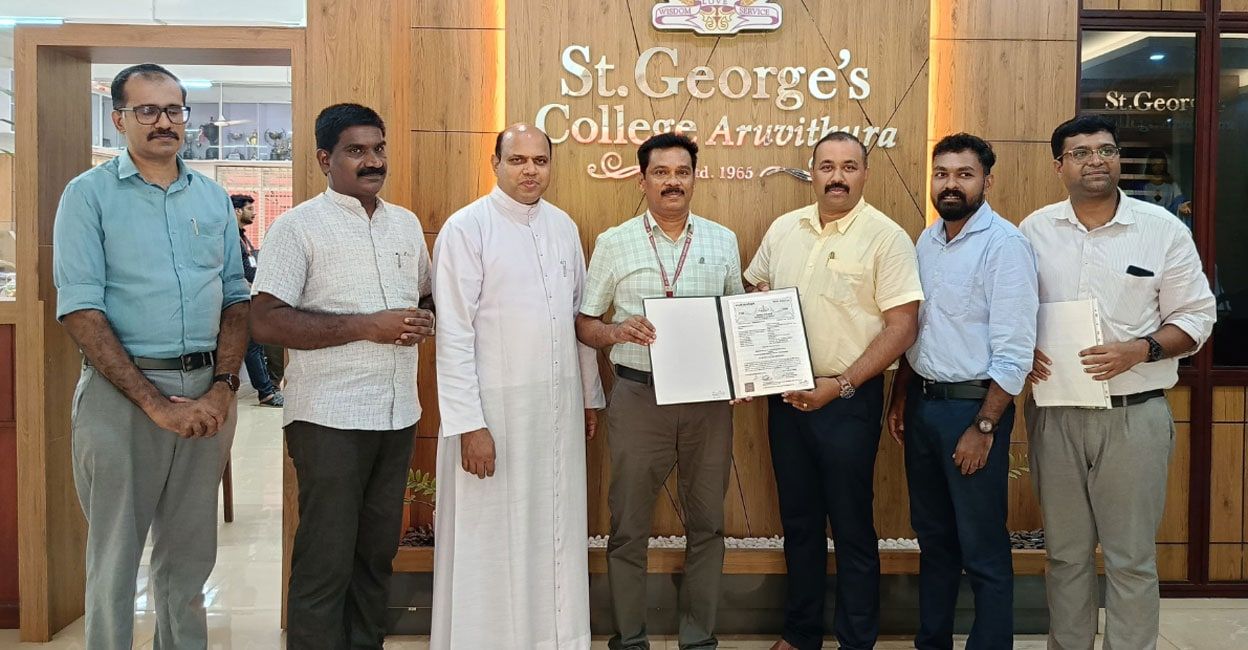 aruvithura-degree.jpg