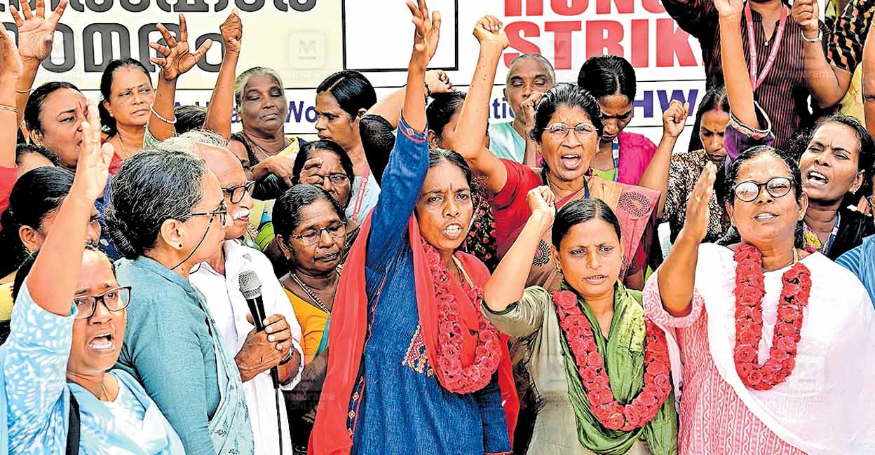 asha-workers-protest-secretariat.jpg
