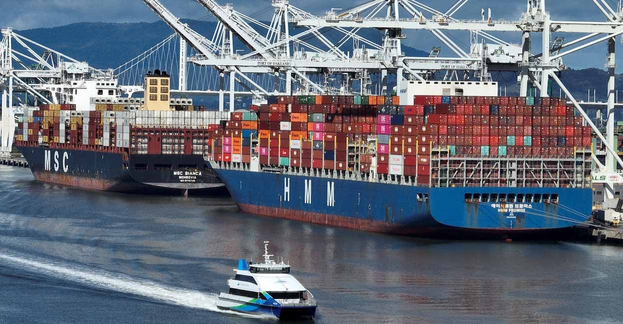china-ship-usa.jpg