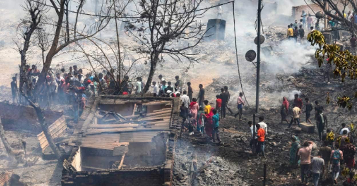 delhi-fire.jpg