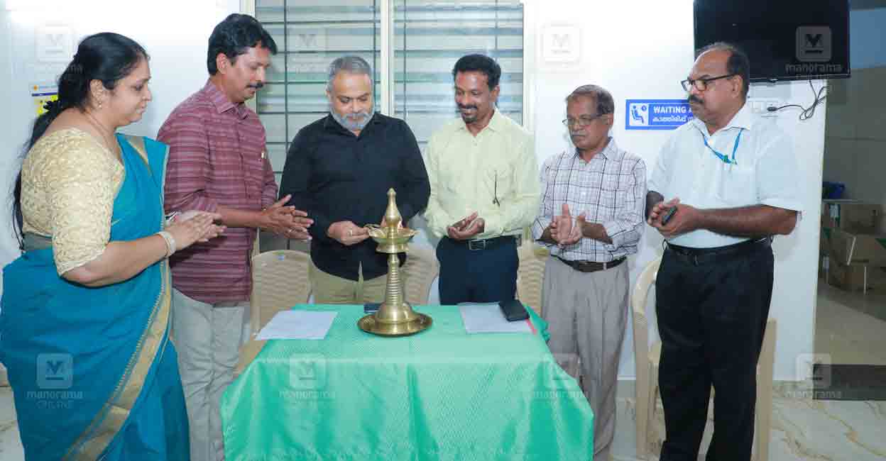 ernakulam-general-hospital-toilet-complex-inauguration-1.jpg