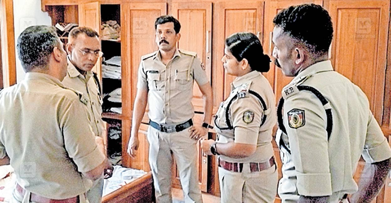 kerala-police-investigate-gold-theft.jpg