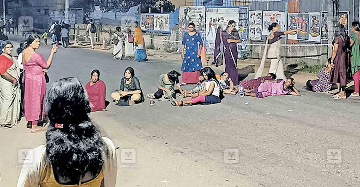 kollam-transgender-protest.jpg