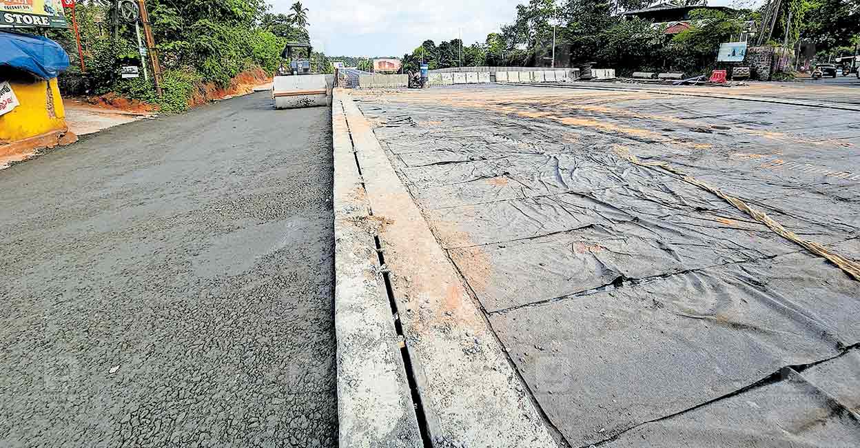 kozhikode-road-taring-completed.jpg