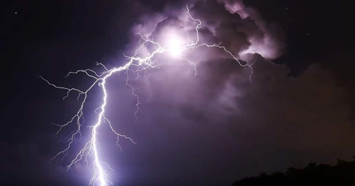 lightning-strike_1200x630xt.jpg