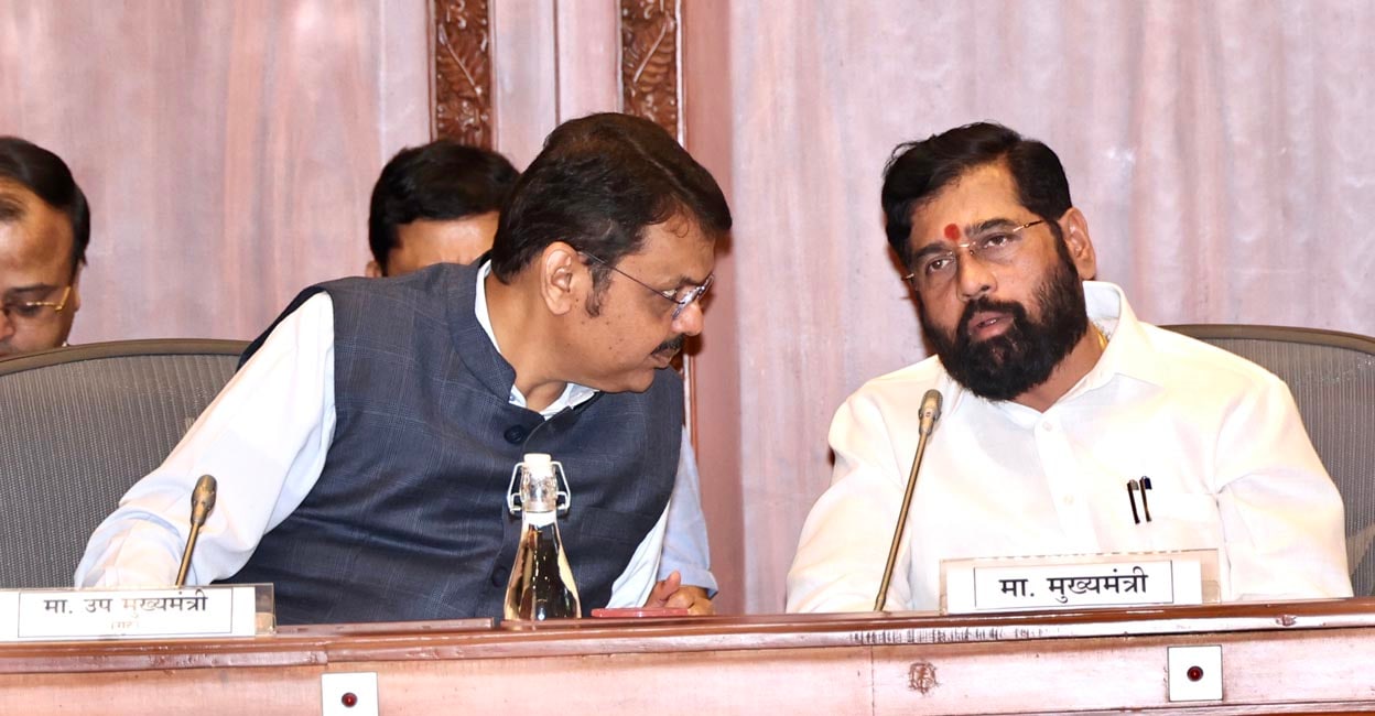 maratha-reservation-fadnaviseknath-shinde.jpg