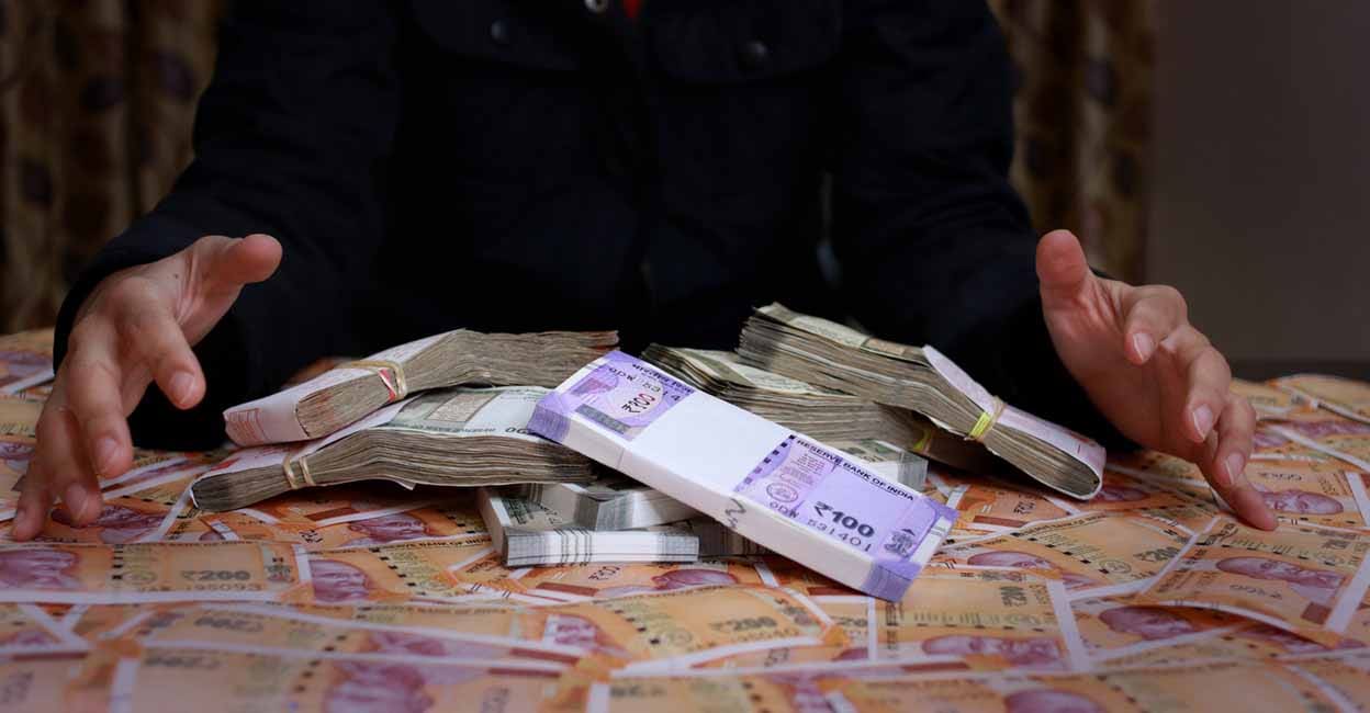 money-rupee.jpg