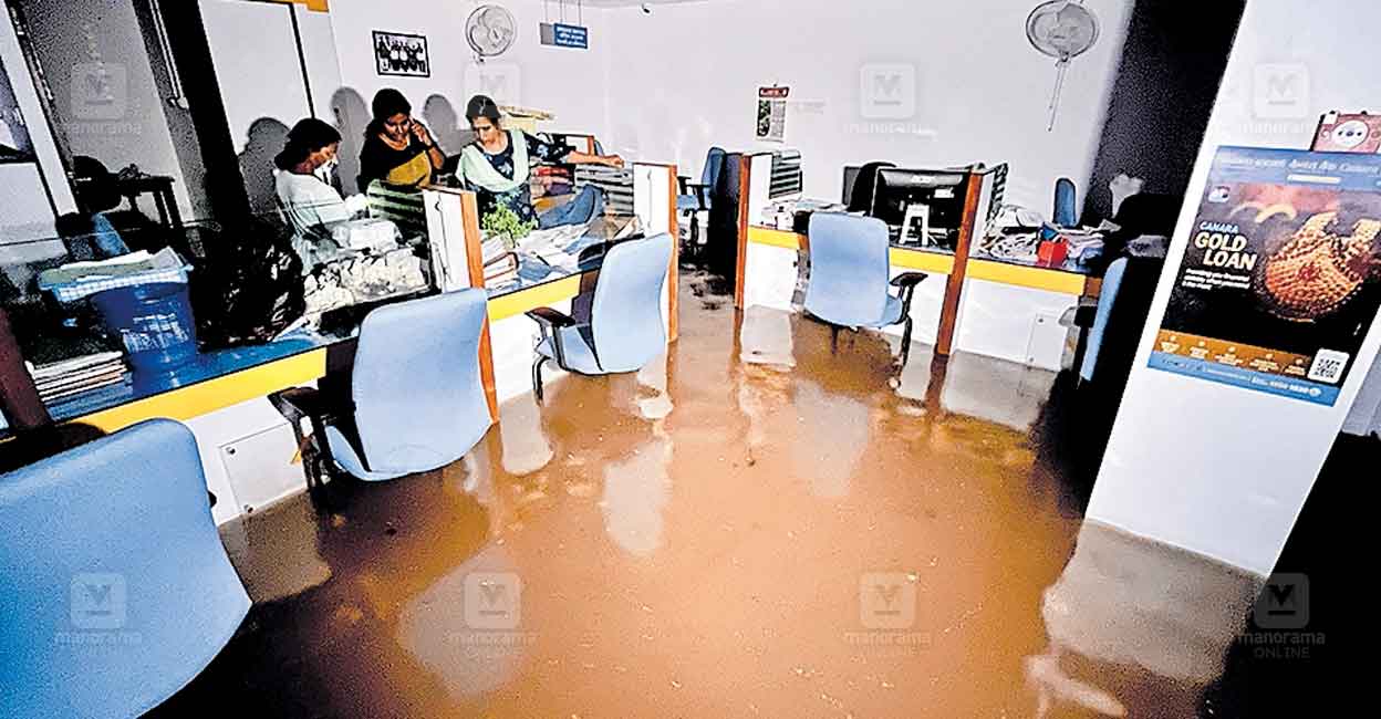 pathanamthitta-band-waterlogging.jpg
