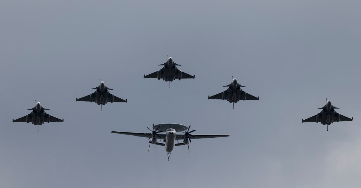 rafale-m-fighter-jets.jpg