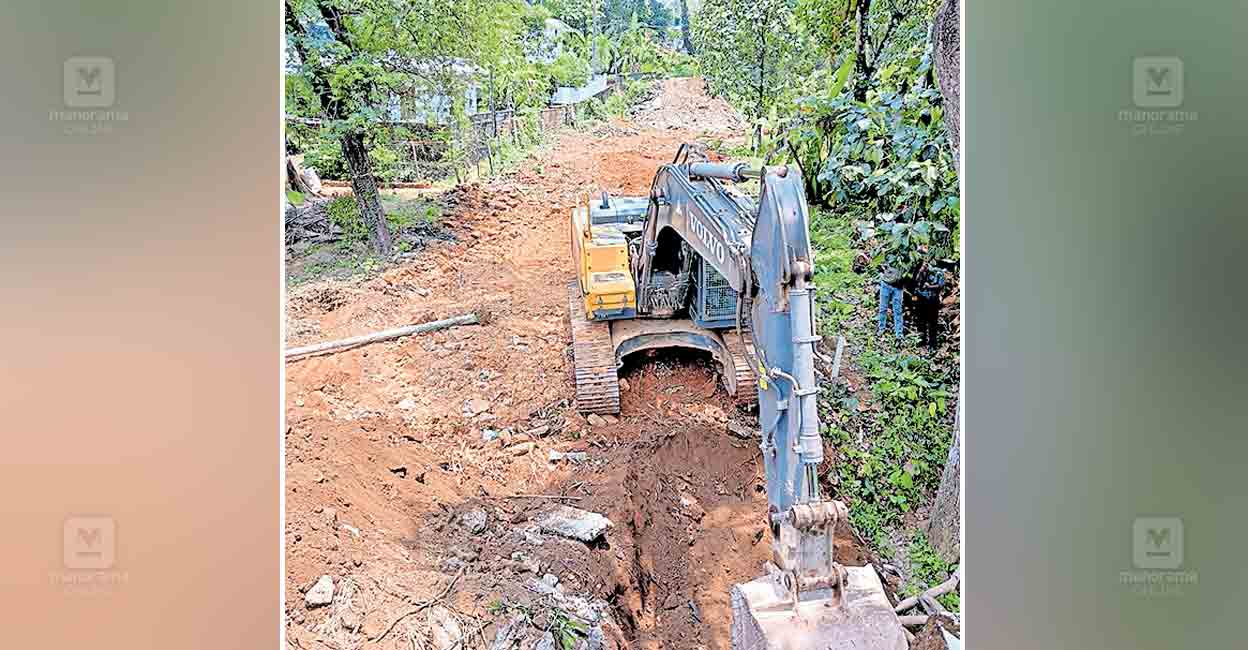 thodupuzha-approch-road-construction-.jpg