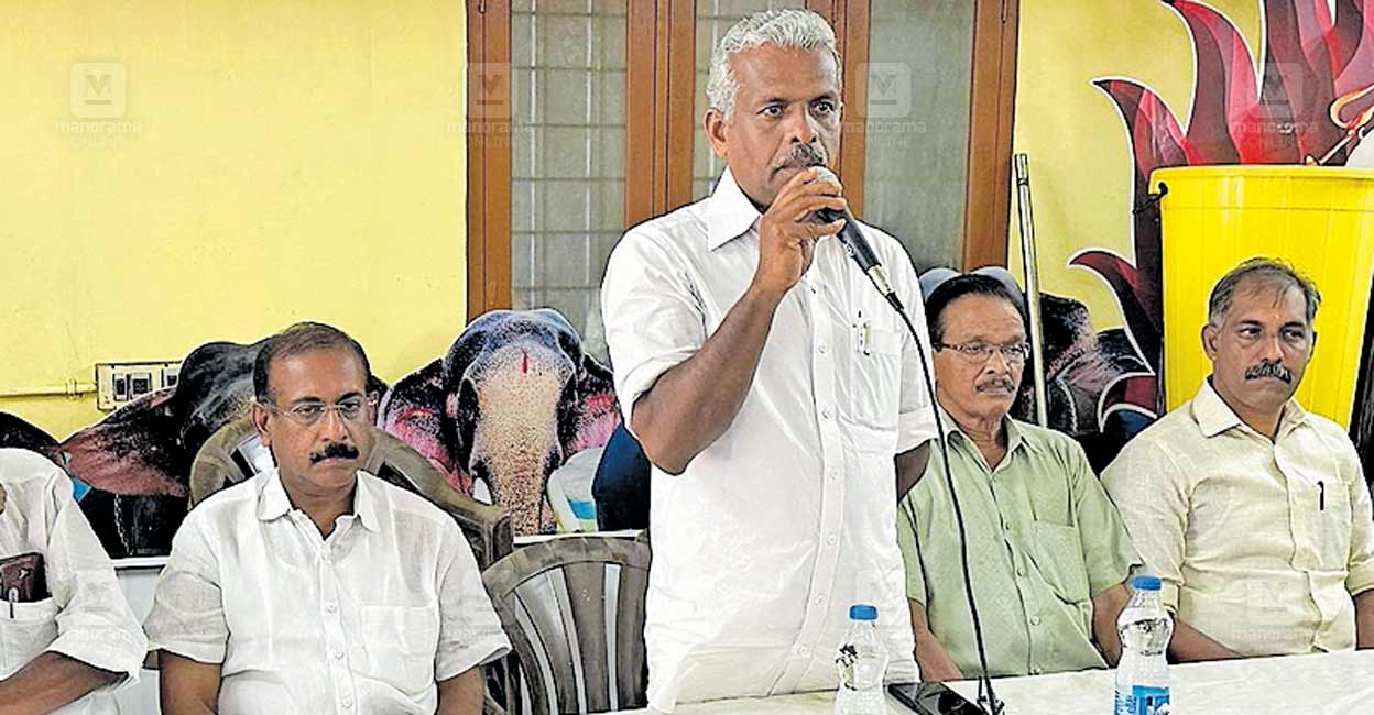 thrissur-chalakkudyy-leopard-issue.jpg