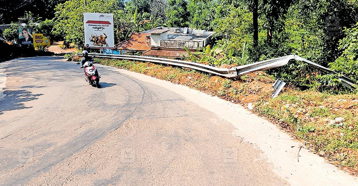 vannappuram-kanjikuzhi-road.jpg