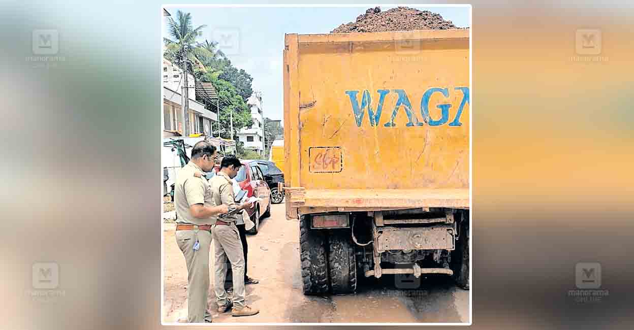 vatakara-lorry.jpg