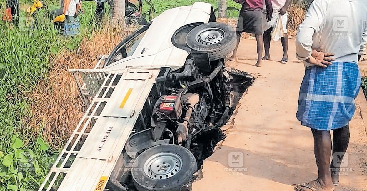 vizhinjam-van-accident.jpg