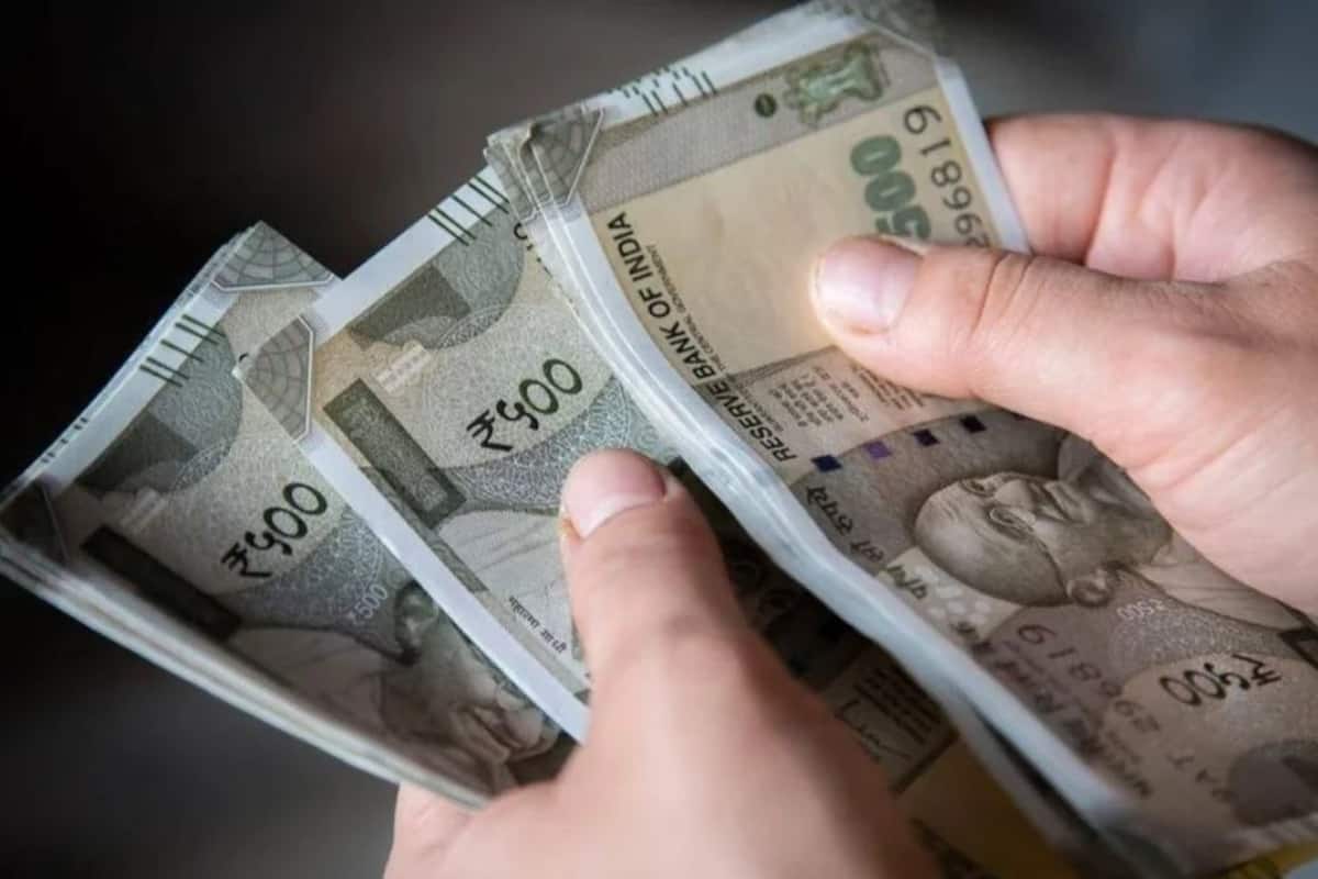 MONEY-1741339787239_1200x800xt.jpg