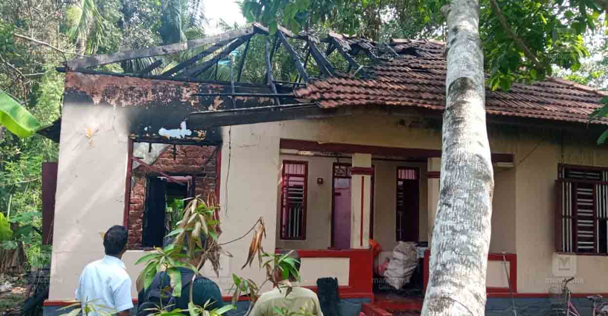 alappuzha-vadikad-house-fire-1.jpg