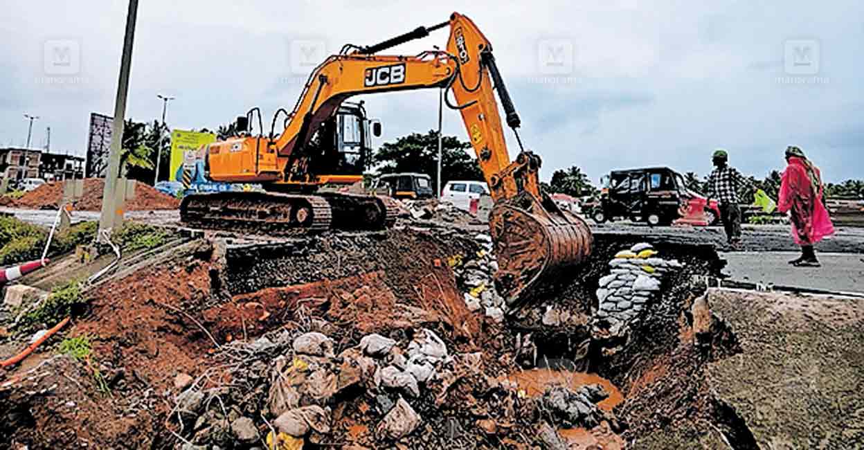 alathur-nh-544-damage.jpg