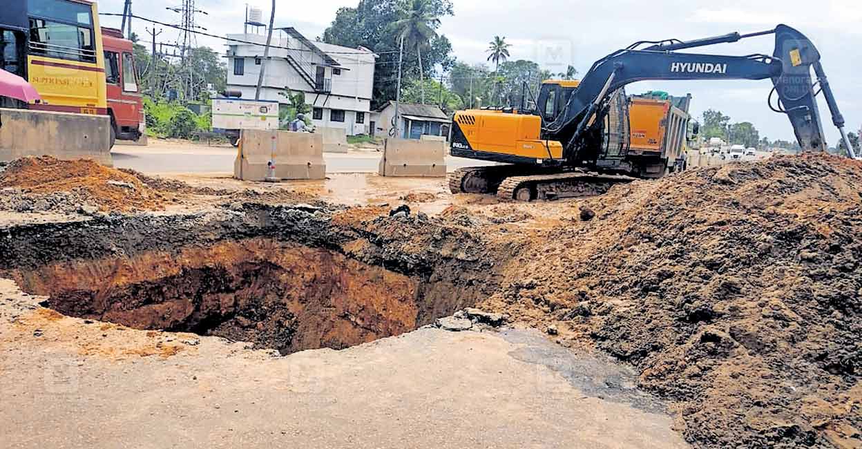 ambalappuzha-water-shortage-pipeline-burst.jpg
