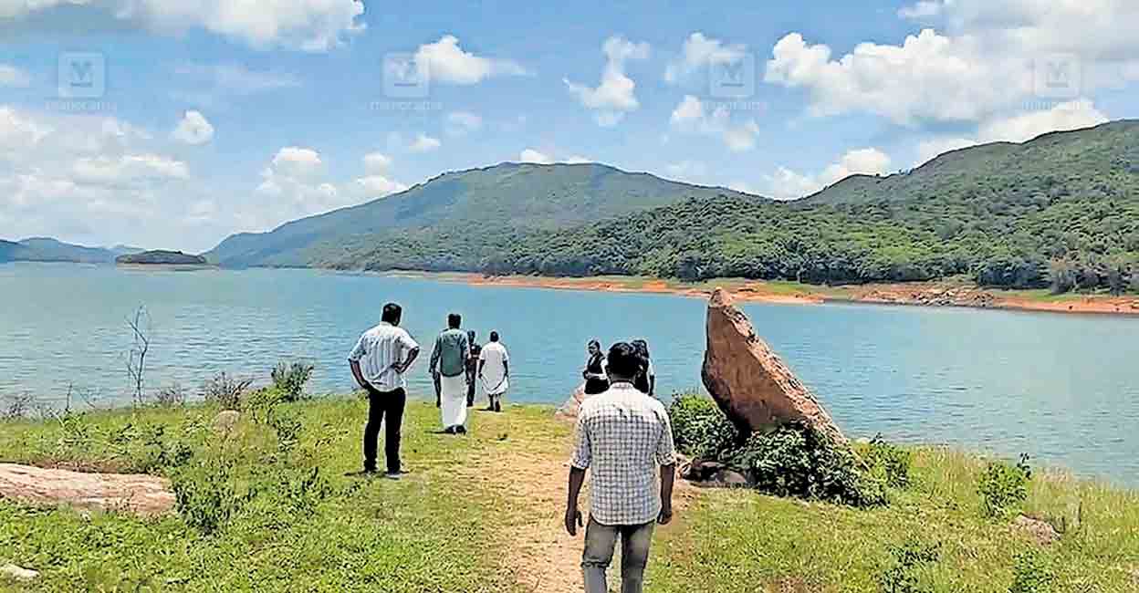 anjuruli-munambu.jpg