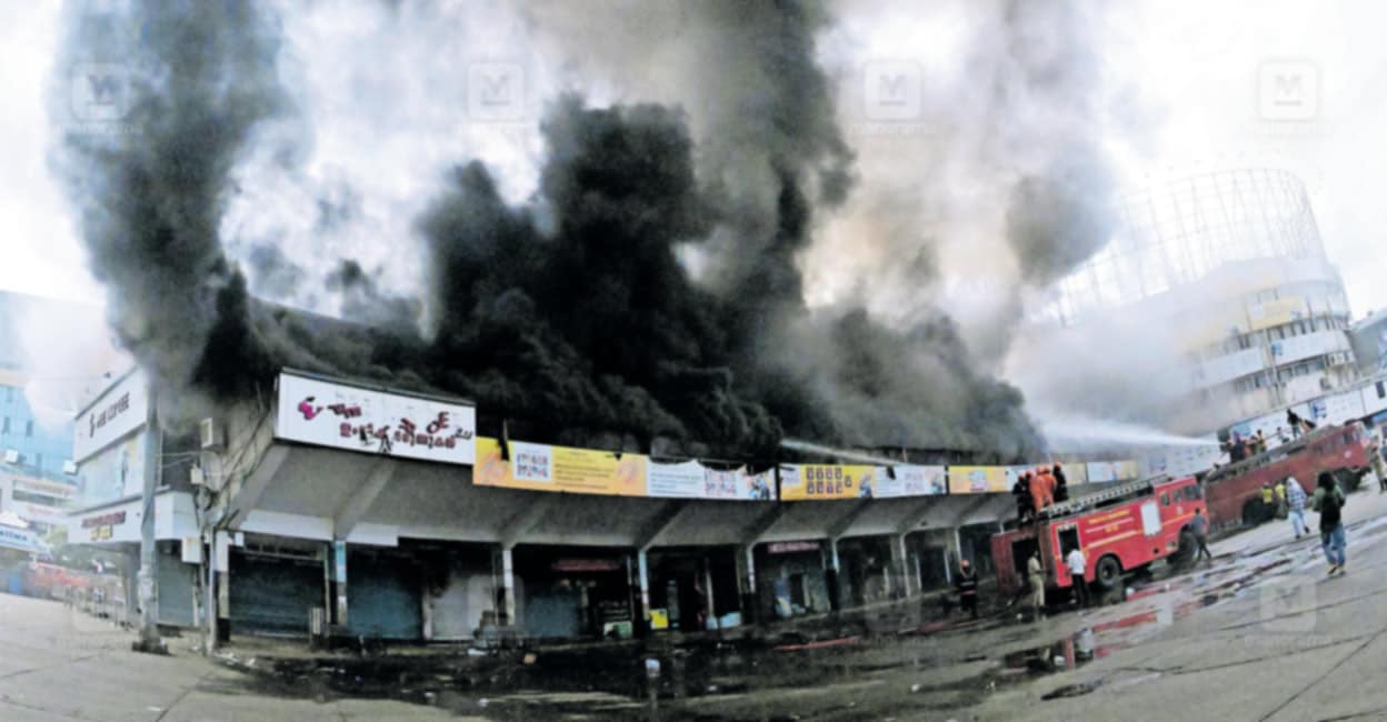 bus-stand-fire-accident.jpg