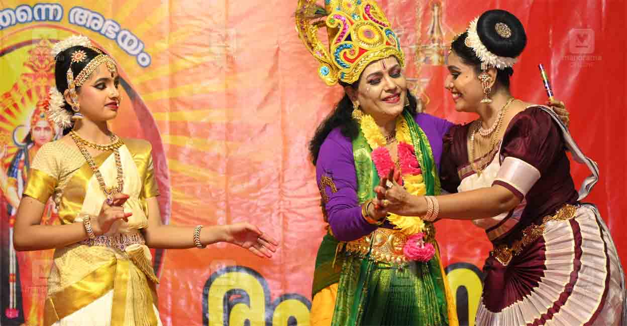 chandrakala-dance-1.jpg