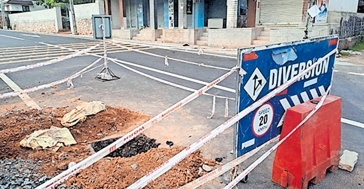 eazhamkulam-kaipattur-road-repair.jpg