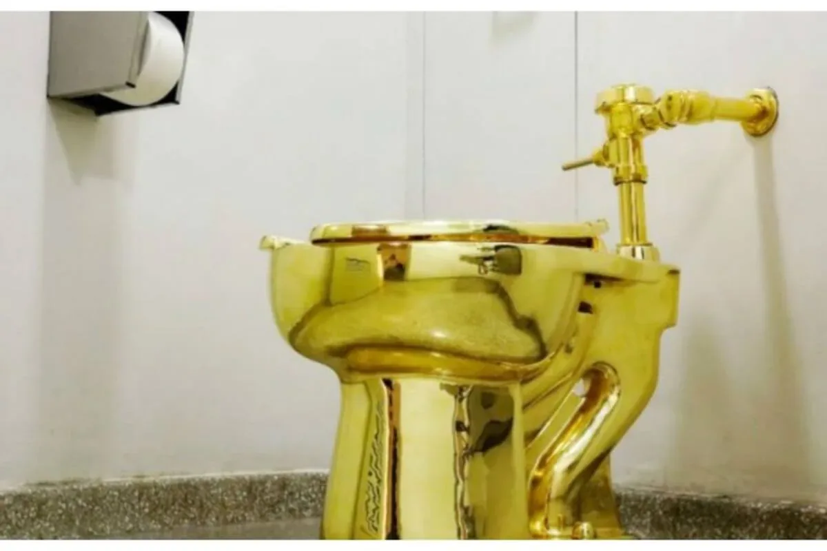 golden-toilet-named-america_1200x800xt.jpg