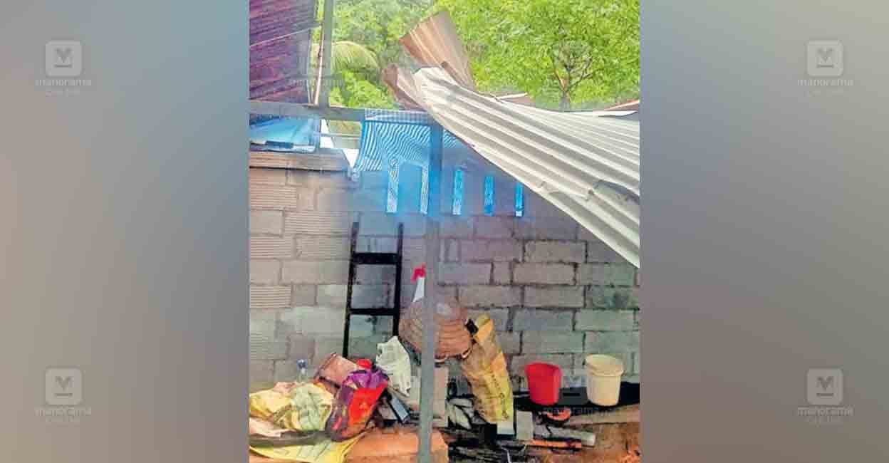 idukki-house-destroyed-1.jpg