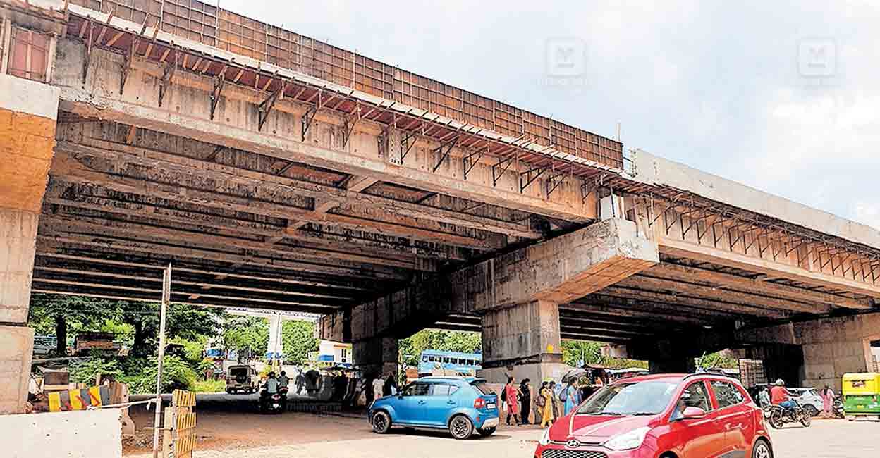 kannur-pariyaram-over-bidge.jpg