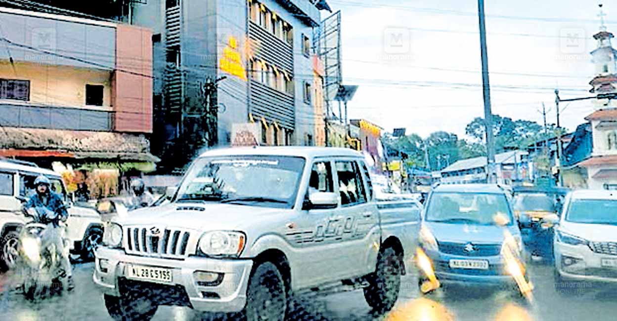 karukachal-junction-traffic-congestion.jpg