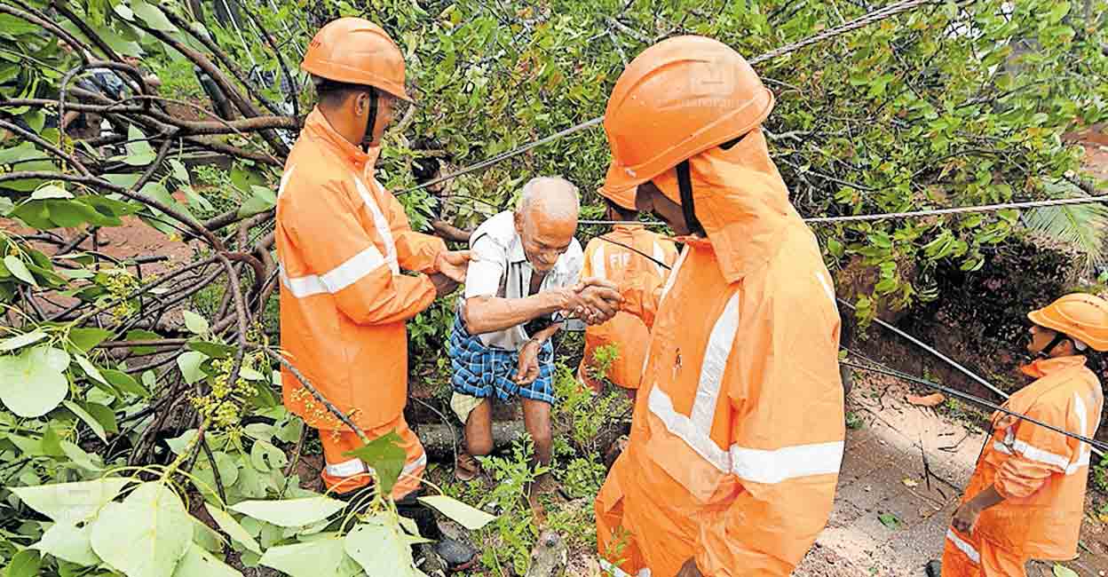kerala-storm-report-kannur.jpg