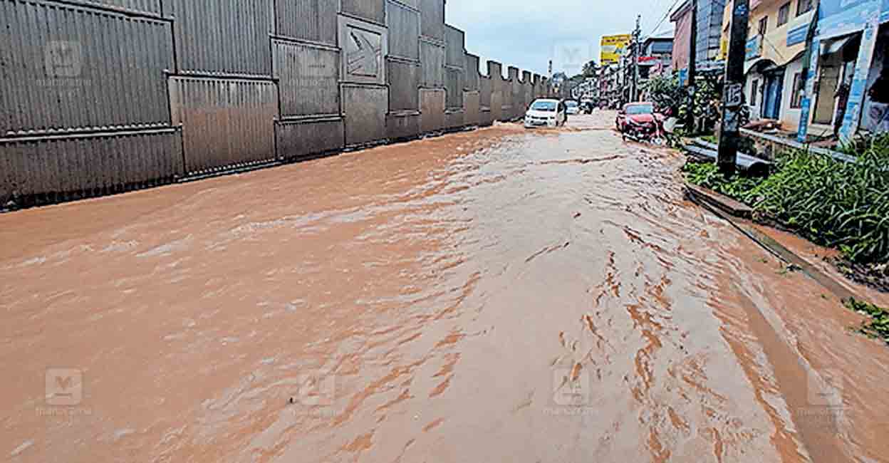 kollam-chathanoor-service-road.jpg