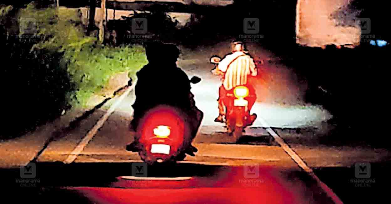 kollam-highway-light-issue.jpg