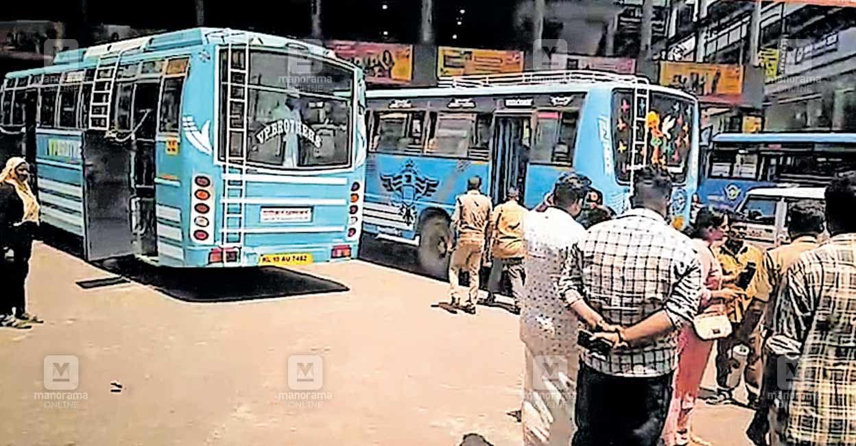 kozhikode-bus.jpg