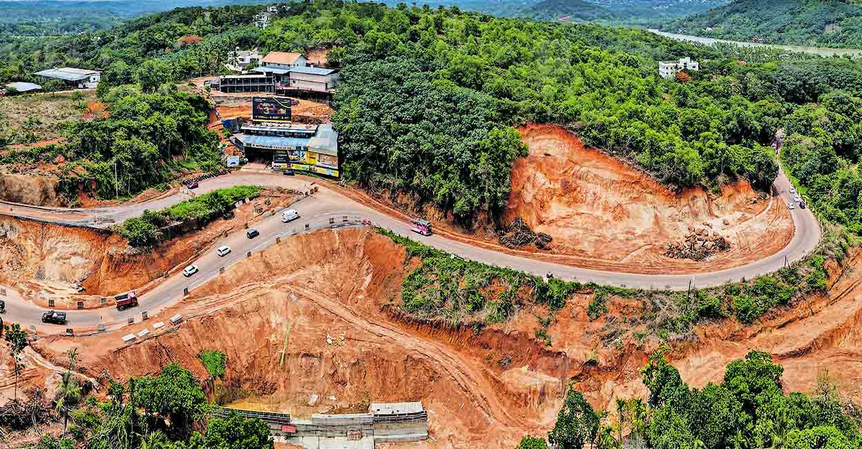 kupam-landslide-national-highway-1.jpg