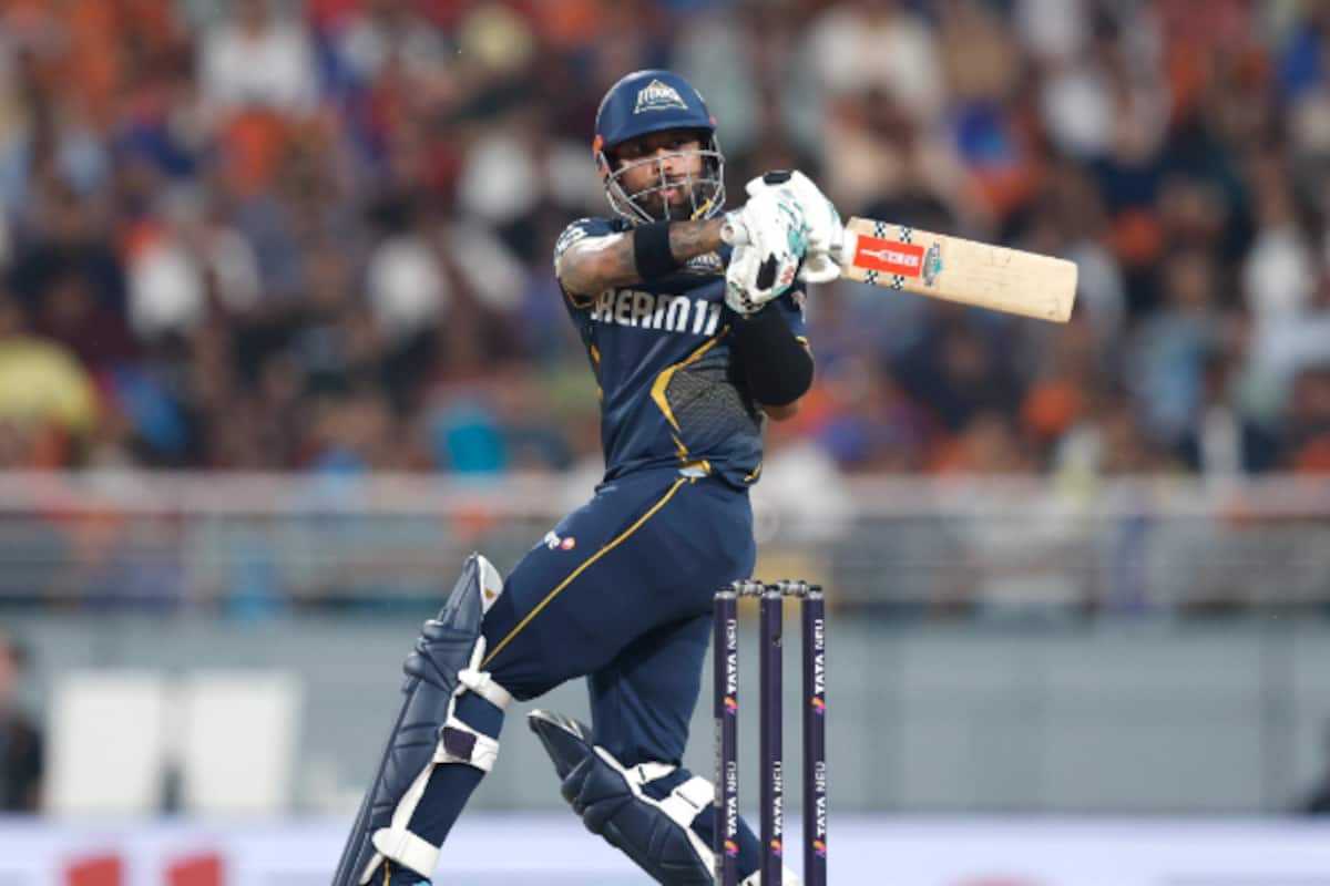 kusal-mendis_1200x800xt.jpg