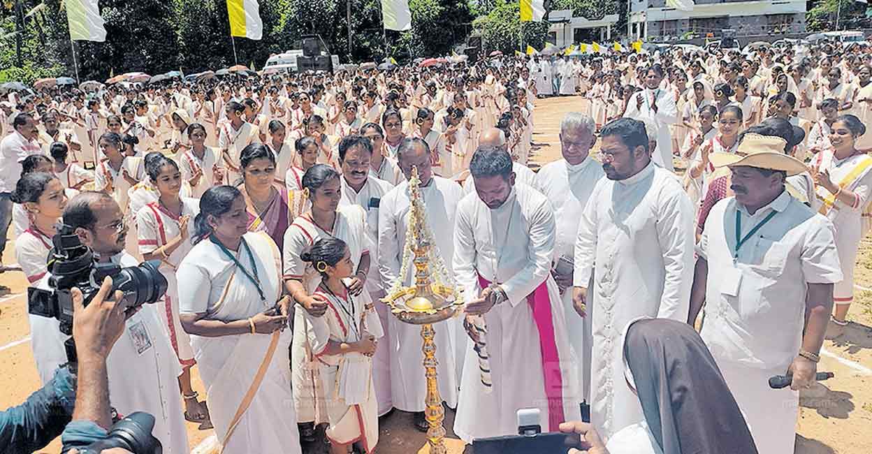 margamkali-kerala1.jpg