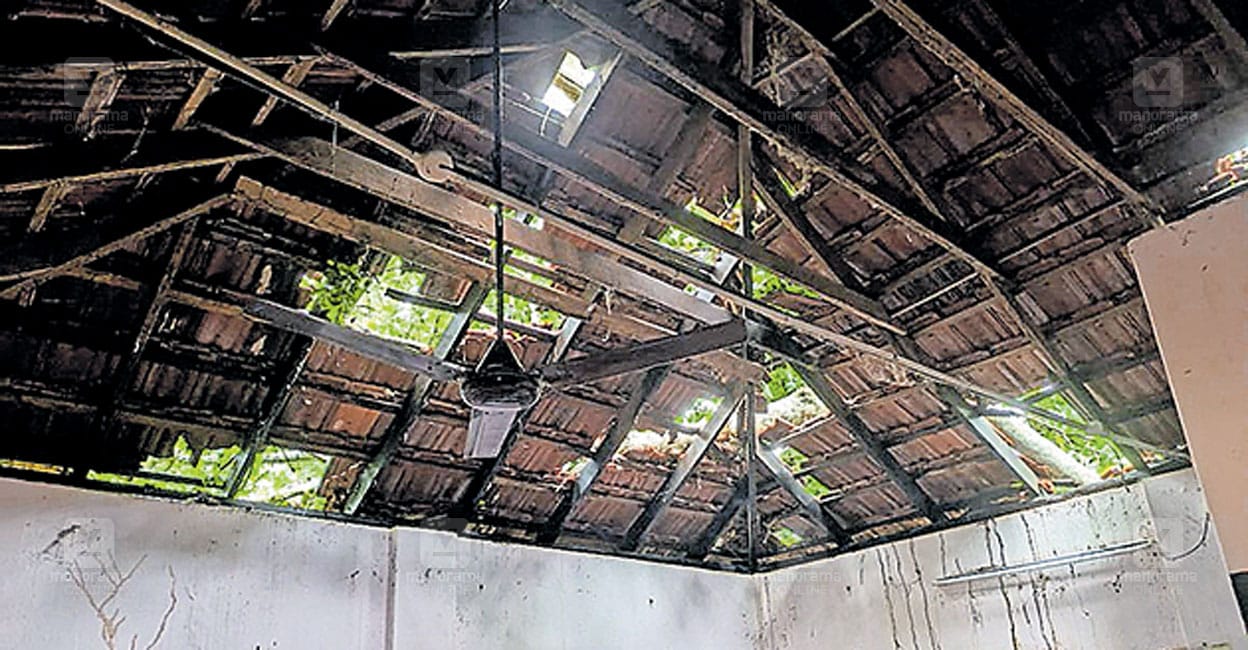 mazha-kaattu-pothnakkod1.jpg