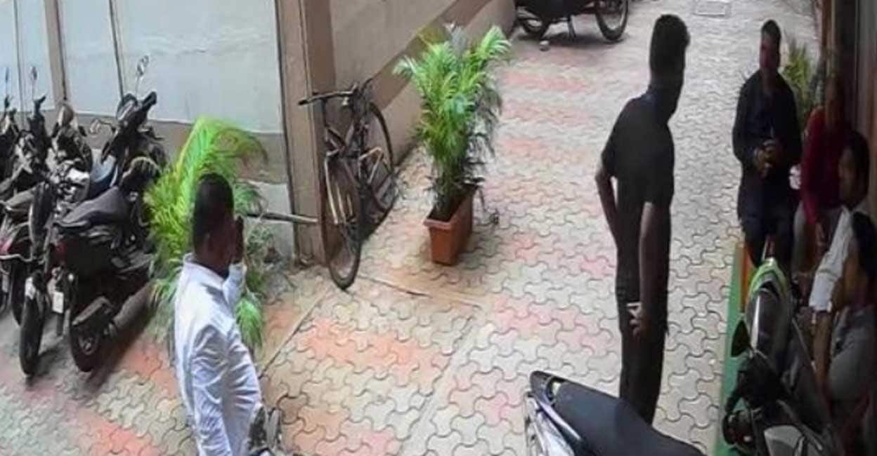 mumbai-threatens.jpg