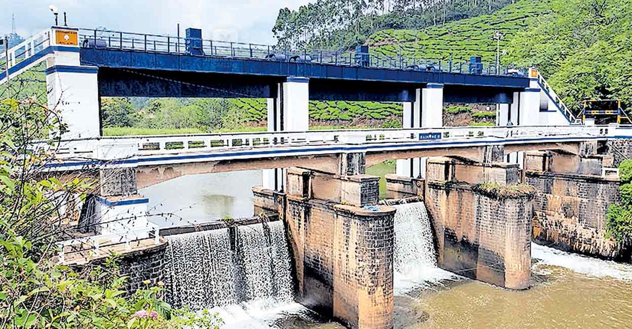 munnar-old-dam.jpg