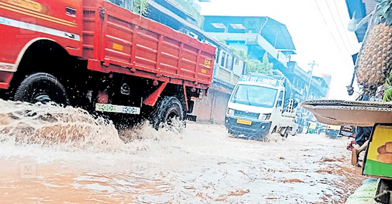 ns1-2-vatakara-heavy-rain.jpg