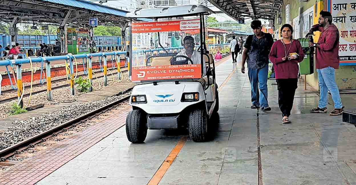 palakkad-battery-oporated-car.jpg