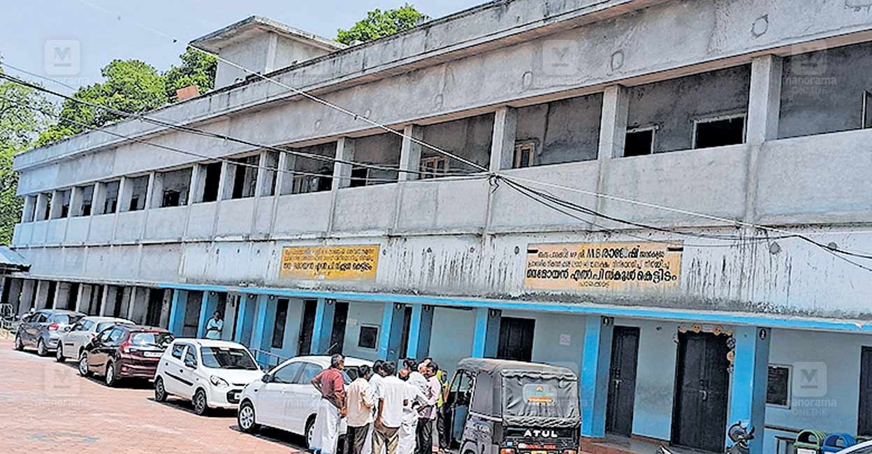 palakkad-govt-school-new-bulding.jpg