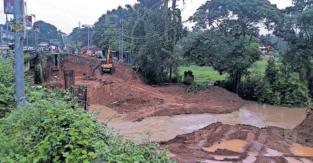 palakkad-kizhakkethodu-sand.jpg